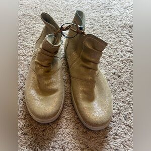 Sperry crest zone ankle shoes